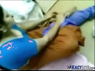 Chubby Indian Milf - Kacylive.com